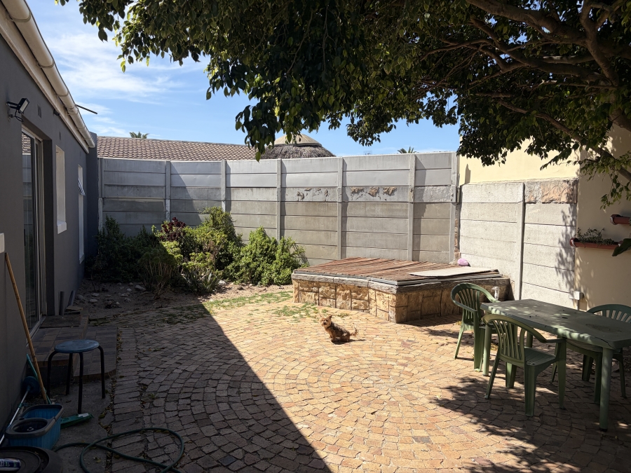 3 Bedroom Property for Sale in Table View Western Cape